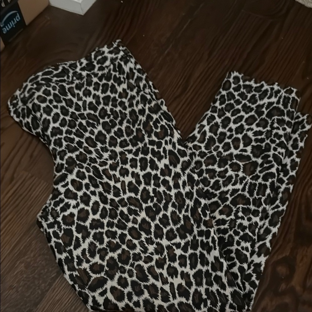**Topshop Leopard Brocade Cropped Tailored Pants**